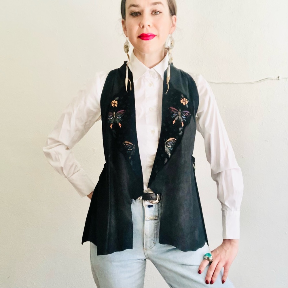 🔥SOLD🔥60s VTG Black Hand Painted Western Hippie Boho Genuine Leather Vest Size